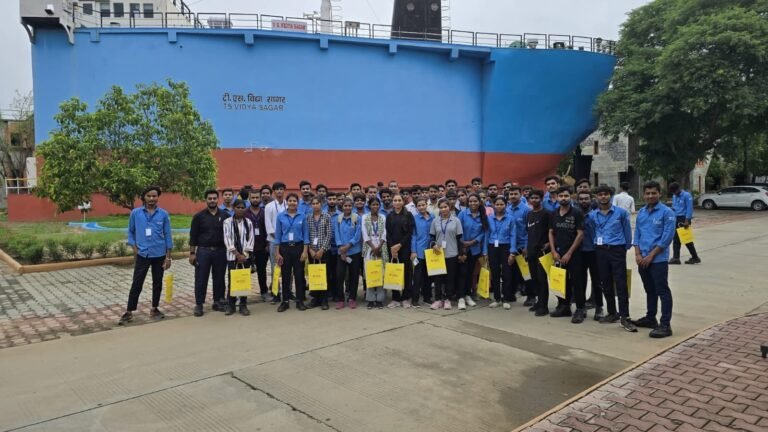 दमोह के 30 प्रतिभाशाली युवाओं ने टाटा मोटर्स में अपनी नई पारी की शुरुआत।