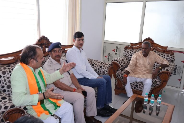 निवाड़ी में जलविहार एवं मेला महोत्सव : प्रभारी मंत्री नारायण सिंह कुशवाह का स्वागत