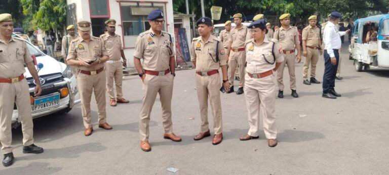 कानपुर पुलिस आयुक्त ने किया यातायात व्यवस्था का निरीक्षण