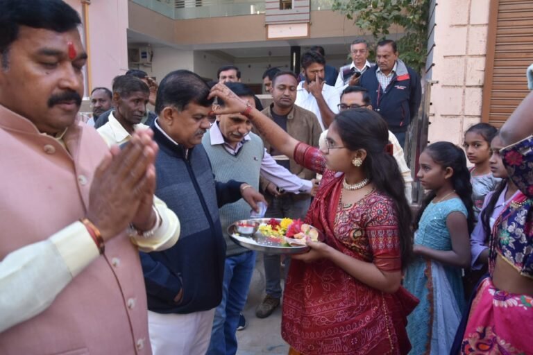 મુનપુરમાં નવી પ્રાથમિક શાળાના નિર્માણનું ખાતમુહૂર્ત