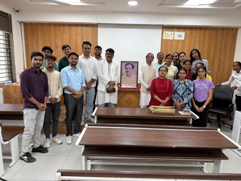 ગુજરાત યુનિવર્સિટીમાં પંડિત દીનદયાલ ઉપાધ્યાયજીને ભાવપૂર્ણ શ્રદ્ધાંજલિ