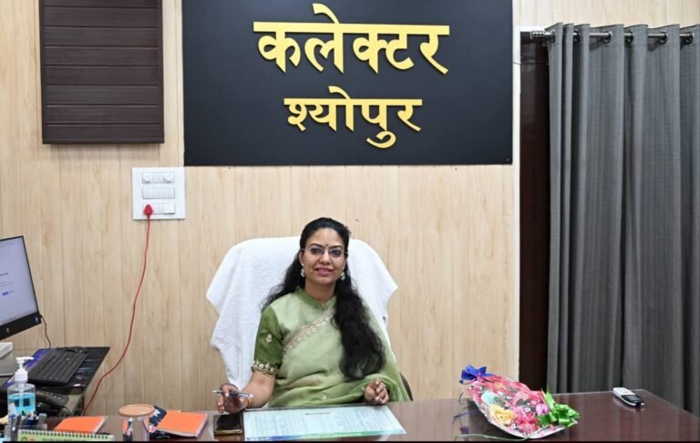 नवागत कलेक्टर सुश्री शीला दाहिमा ने संभाला पदभार