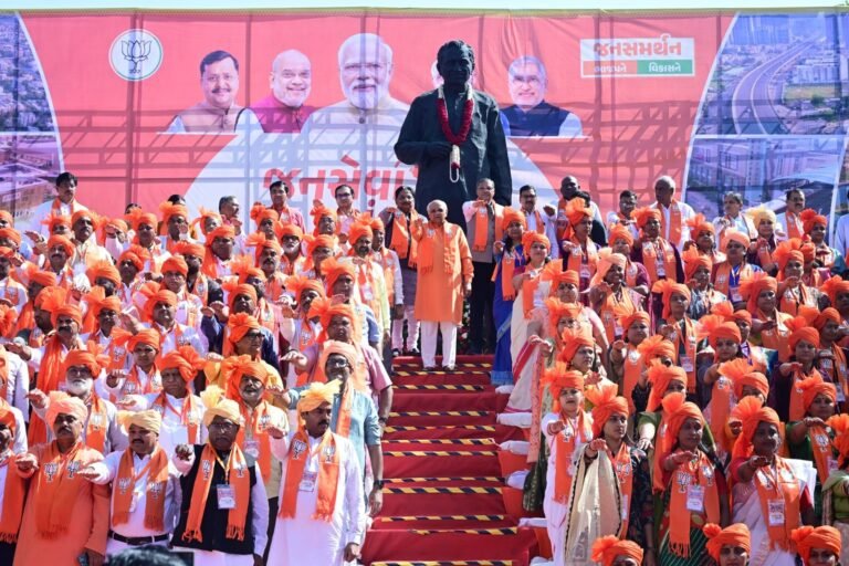 જનસેવા સંકલ્પ કાર્યક્રમ: કર્ણાવતી અને વડોદરામાં ભાજપા ઉમેદવારોને અપાયો જનસેવાનો સંકલ્પ