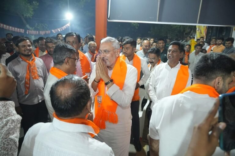 વિરાટનગર વોર્ડમાં ભાજપા કાર્યકર્તાઓ સાથે પ્રદેશ અધ્યક્ષ જગદીશભાઈ વિશ્વકર્માનો સંવાદ, જીતનો વ્યક્ત થયો આત્મવિશ્વાસ